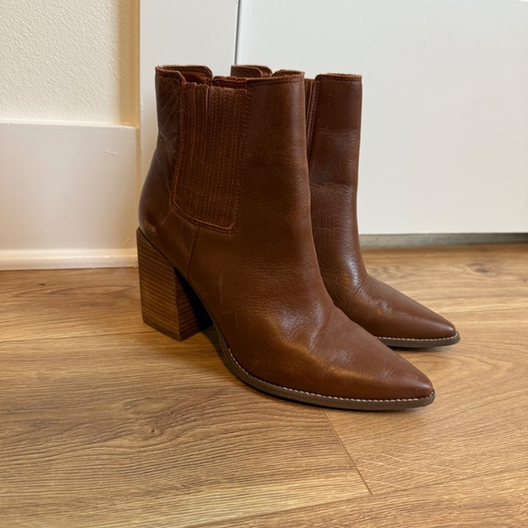 Steve Madden Booties- 8 - Picture 2 of 3